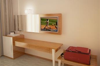 Side Legend Hotel