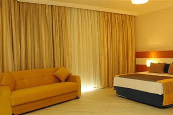 Side Legend Hotel 3*