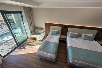 Side Moon Palace Hotel