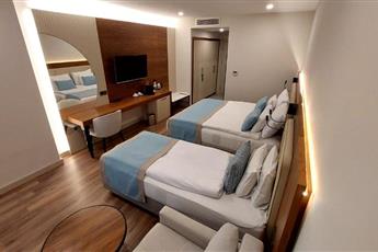 Side Moon Palace Hotel