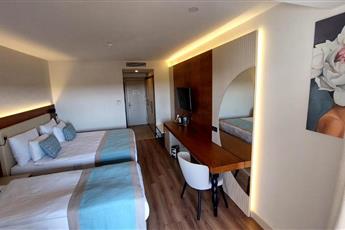 Side Moon Palace Hotel