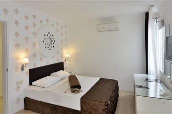 Side Royal Paradise 4*