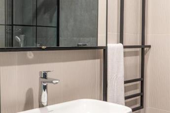 Side Square Hotel 4*