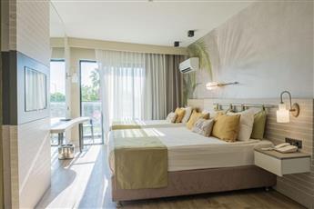 Side Square Hotel 4*