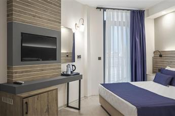 Side Square Hotel 4*