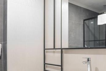 Side Square Hotel 4*