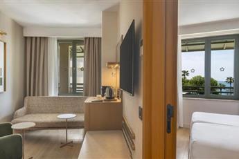 Side Star Beach Hotel