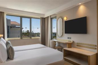 Side Star Beach Hotel