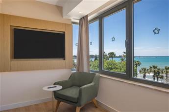 Side Star Beach Hotel