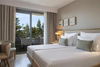 Side Star Beach Hotel
