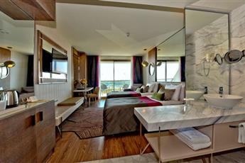 Side Star Elegance 5*