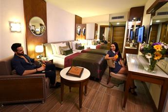 Side Star Elegance 5*