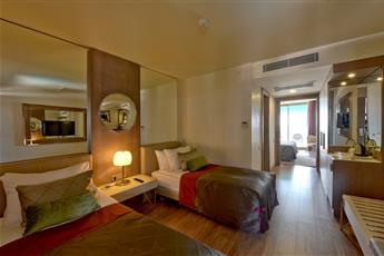 Side Star Elegance 5*