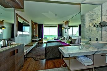 Side Star Elegance 5*