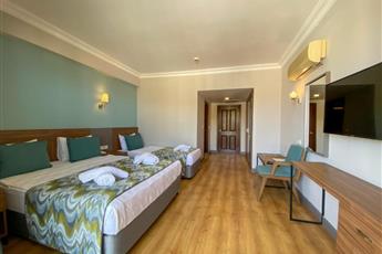 Side Village Hotel
