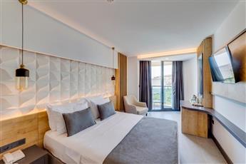 Signature Blue Resort 5*