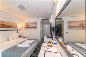 Skalion Hotel & Spa 4*