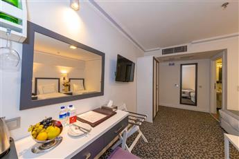 Skalion Hotel & Spa 4*