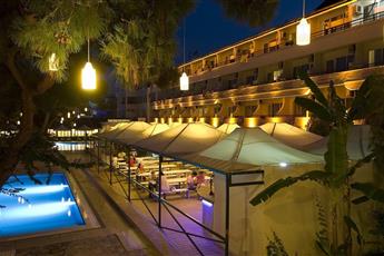 Club Marakesh Beach Hotel 4*