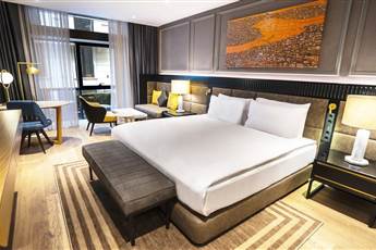 Sofitel Istanbul Taksim 5*