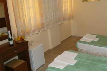 Solis Beach Hotel 3*