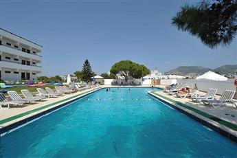 Soz Hotel - Adults Only 13+