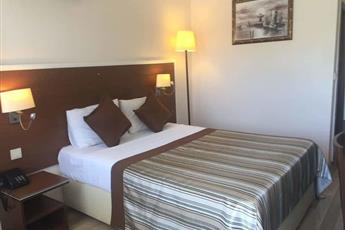 Soz Hotel - Adults Only 13+