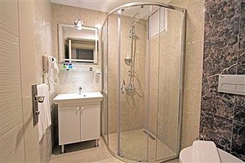 Soz Hotel - Adults Only 13+