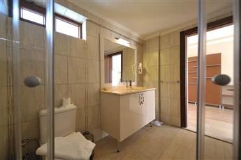Soz Hotel - Adults Only 13+