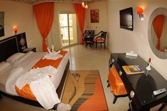 Sphinx Aqua Park Beach Resort 5*