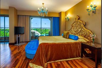 Spice Hotel & Spa
