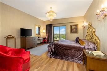 Spice Hotel & Spa