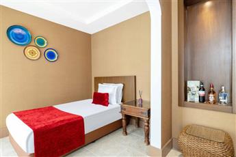 Spice Hotel & Spa