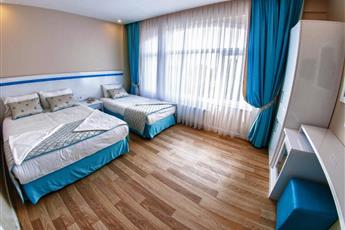 Star Holiday Hotel 3*