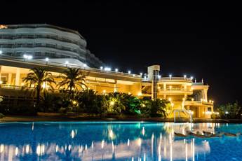 Starlight Resort Hotel 5*