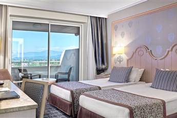 Starlight Resort Hotel 5*