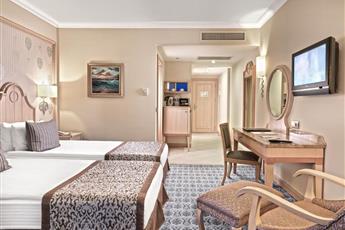 Starlight Resort Hotel