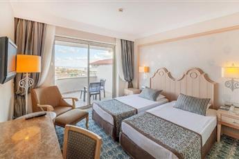 Starlight Resort Hotel