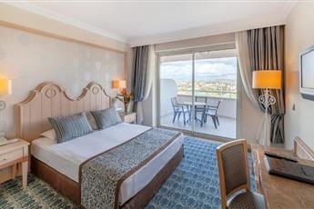 Starlight Resort Hotel