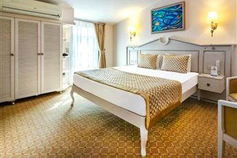 Starlight Resort Hotel