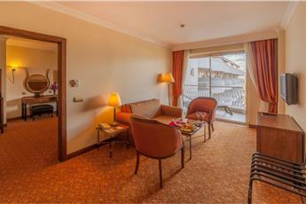 Starlight Resort Hotel