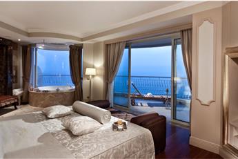Starlight Resort Hotel