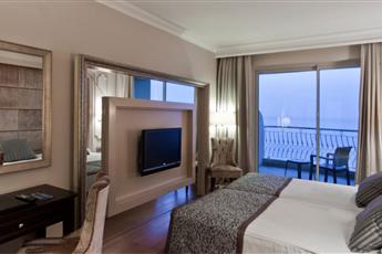Starlight Resort Hotel