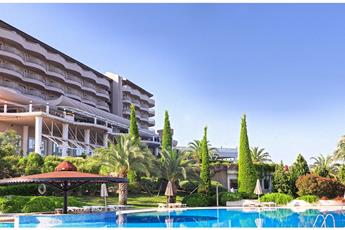 Starlight Resort Hotel