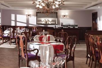 Starlight Resort Hotel