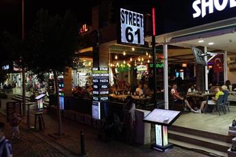 Street 61 Studio Apart Hotel 3*