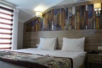 Street 61 Studio Apart Hotel 3*