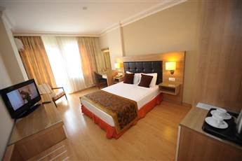 Suite Laguna Hotel 3*