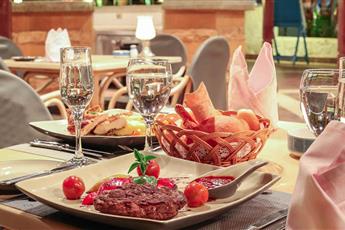 Sultan Gardens Resort 5*