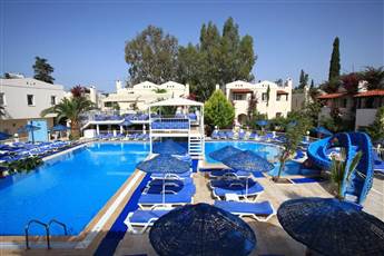 Summer Garden Suites & Beach Hotel 3*